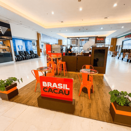 Imagem de interna da loja chocolates brasil cacau