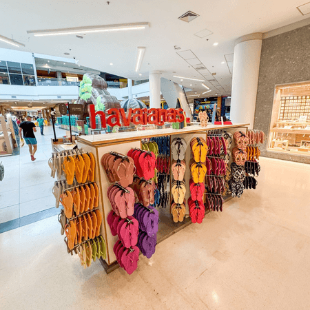 Imagem de interna da loja havaianas